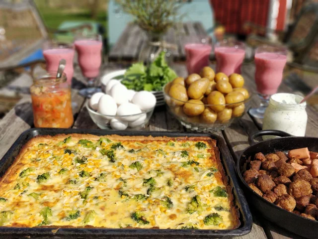 Solig påskpaj med majs och broccoli