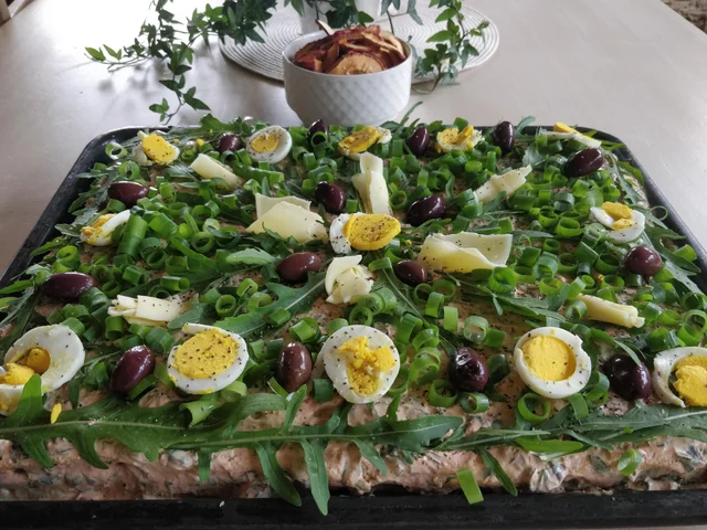 Vegetarisk smörgåstårta