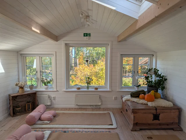 Yogastudio och aktivitetsrum i Loftebo-huset
