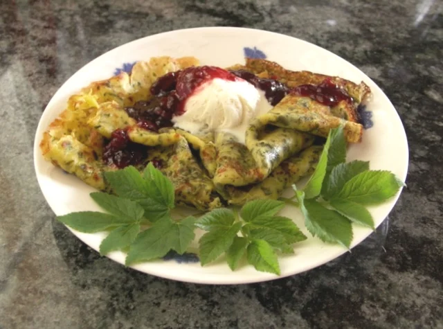 Söta kirskålspannkakor