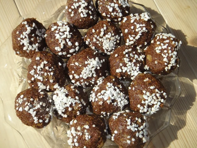 Jordnötsbollar – chokladbollar på Samuels vis